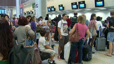 Seis Voos S O Cancelados No Aeroporto Santos Dumont Na Manh Desta