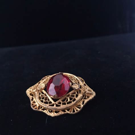 Broche Victorienne En P Te Rouge Rubis Verre Taill Rouge Antique