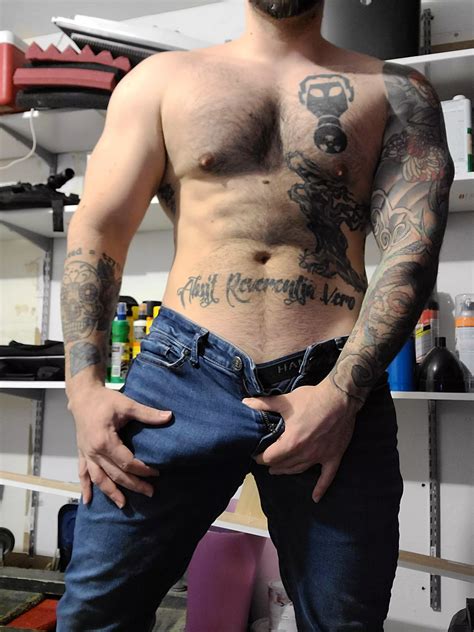 Working In The Garage Always Gets Me Horny Nudes Bulges NUDE PICS ORG