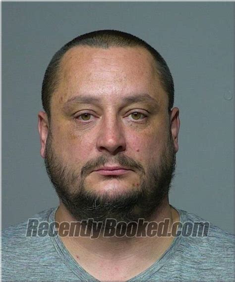 Recent Booking Mugshot For Robert Dable In Milwaukee County Wisconsin