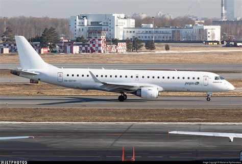 Ra 02741 Embraer Erj 190 100lr Ikar Marianna Rychkovskaia Jetphotos