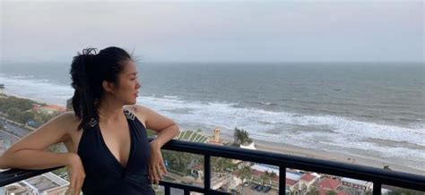 L Ph Ng T Tin Di N Bikini Khoe D Ng N Ng B Ng Nh N Nh Con G I M V N C N Tr M C Ng