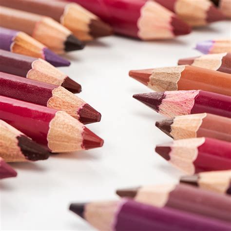 Wood Lipliner Pencil – Kiss Cosmetics
