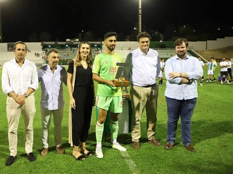 Las Dos Caras De La Moneda Del M Laga En El Trofeo Ciudad De Los