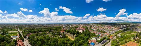 Uzhgorod Bilder – Durchsuchen 3,421 Archivfotos, Vektorgrafiken und ...