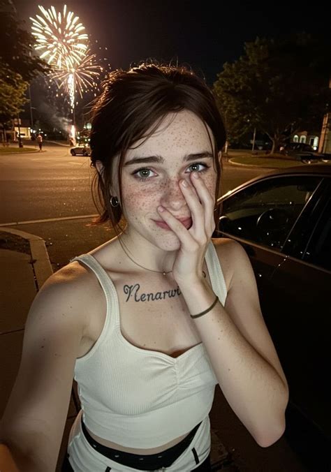 Ellie Williams Hot Wallpaper Fan Art With Tatoo Cute Artofit