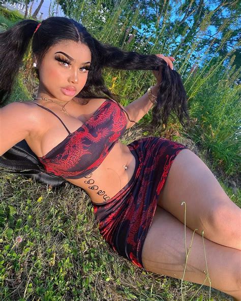 OnlyFans stars rejected from a restaurant because of how they were dressed