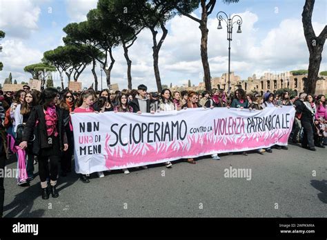 Manifestazione In Occasione Della Giornata Internazionale Della Donna