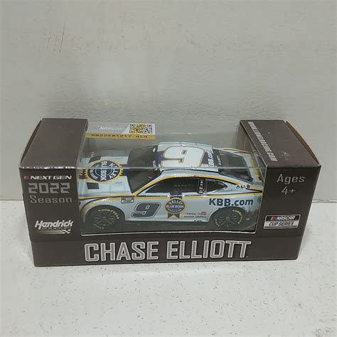 Chase Elliott Th Kelley Blue Book Bristol Dirt Raced Next