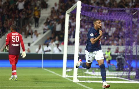 Toulouse PSG Malgré les entrées en jeu détonantes de Mbappé et