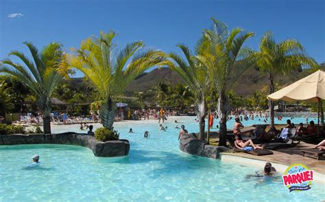 Praia Do Cerrado No Hot Park O Para So De Guas Quentes E Ondas Artificiais Em Goi S Vem Pro