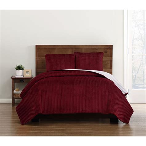 Truly Soft Everyday Velvet Pick Stitch Quilt Sets Red King Quilt Set