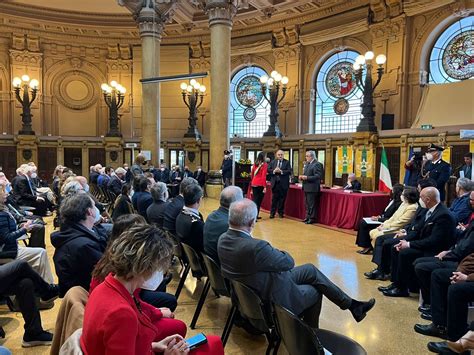 Genova Ecco L Elenco Dei Liguri Premiati Con La Stella Al Merito