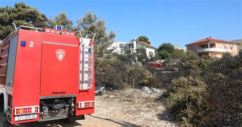 Galerija FOTO Dan nakon požara apokaliptične scene Gorjele kuće