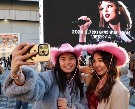 Taylor-mania hits Tokyo as Swift resumes tour before Super Bowl - The ...