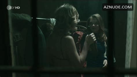 Lisa Tomaschewsky Nude Aznude