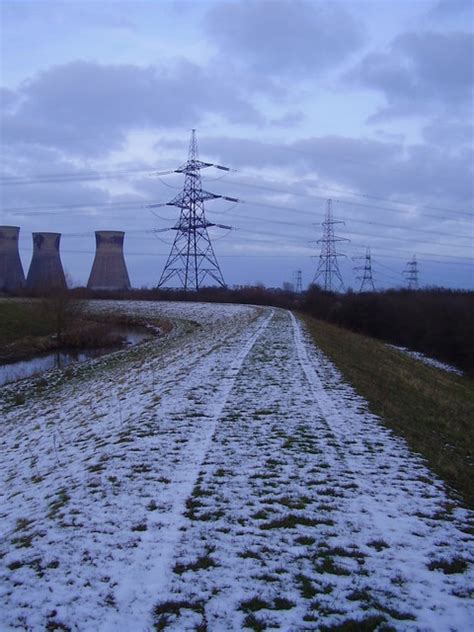 Towers And Pylons © Steven Ruffles Cc By Sa20 Geograph Britain And