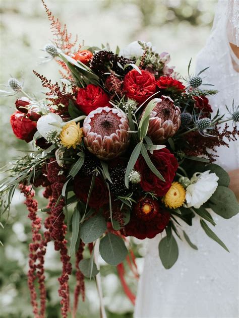 Jewel Tone Bouquets Just In Time For Fall Theknot Fall Color