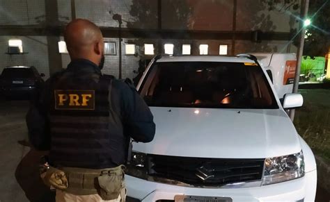 Homem Adultera Placa De Carro E Acaba Preso No Rj — Polícia Rodoviária