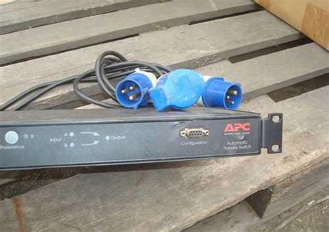 Стоечный авр APC Rack ATS, 16A, 230V, AP7722A | Festima.Ru – частные ...