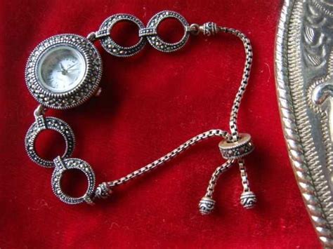 Часы Серебро Цельное Корпус и Браслет 925 Проба инкрустированные: 49 ...