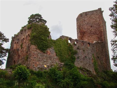 Landsberg Castle (Heiligenstein) | Structurae