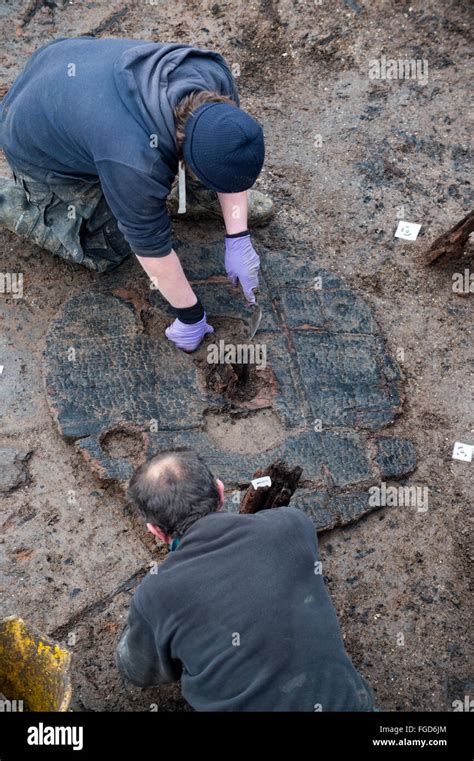 Archaeologists Have Uncovered A 3000 Year Old Bronze Age Wheel At Must