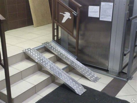 Установка пандуса для колясок в подъезде