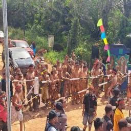 Ormas Adat Dayak Tutup Akses Lahan Untuk Tuntut Ganti Rugi