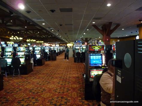 1st Jackpot Casino - Tunica | American Casino Guide Book