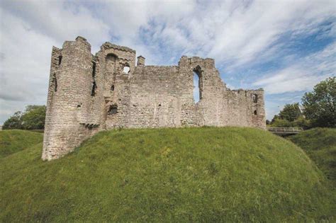 Coity Castle - The Castle Guide