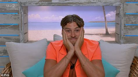 Love Island viewers hit out at Hugo Hammond's 'moving mad' catchphrase ...