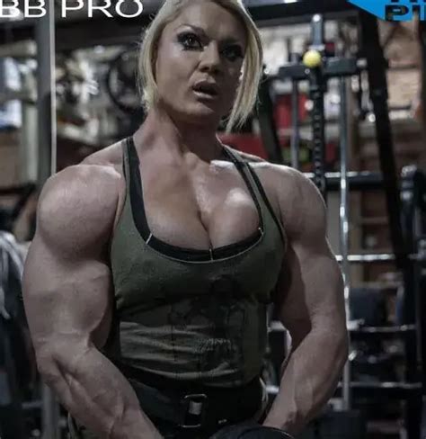 Lisa Cross Bodybuilder Wiki Net Worth Height Weight And More