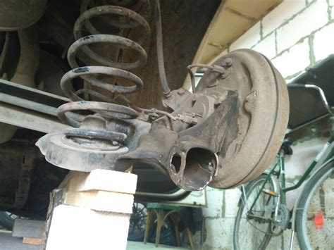 Амортизаторы задние — FAW V5, 2013 года | поломка | DRIVE2