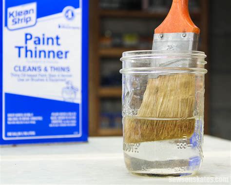 Mineral Spirits Vs Paint Thinner Differences And Uses Saws On Skates®