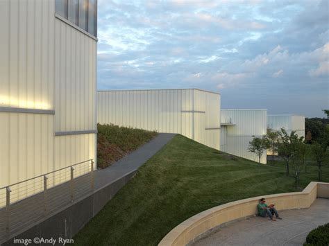 The Nelson-Atkins Museum of Art / Steven Holl Architects | ArchDaily