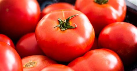 Trucos del chef Descubre cómo conservar los tomates fresco hasta por 2