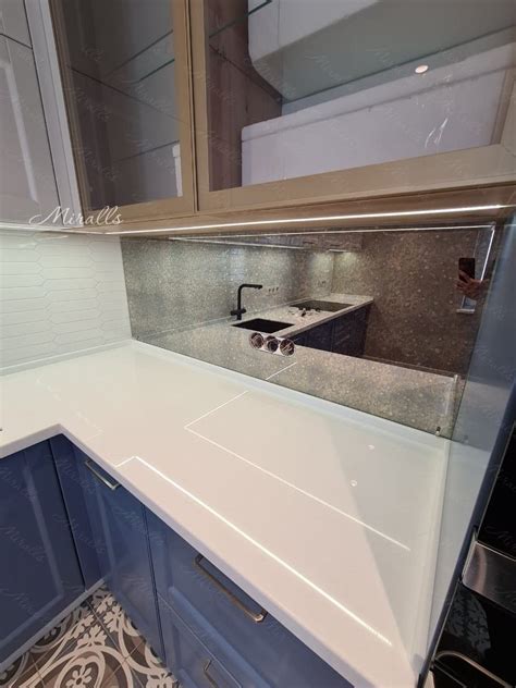 Купить зеркальные полотна — Зеркальные панели для стен | Miralls