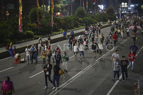 MALAM PUNCAK HUT DKI JAKARTA ANTARA Foto