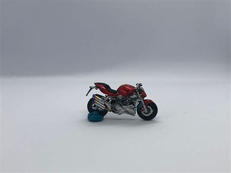 Archivo STL 1 64 Ducati Naked Hotwheels CustomObjeto Para Impresora 3D Para DescargarCults