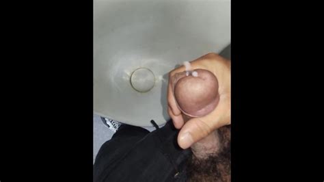 Inabutan Ng Libog SA Public Restroom Nagjabol Pornhub Gay