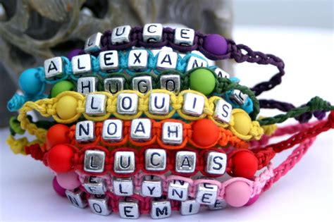 Bracelet Prenom Personnalisable Perle Acrylique Mate Couleur Au Choix