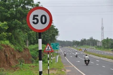 Traffic Signs In India: List Of Road Safety Signs To Follow, 59% OFF