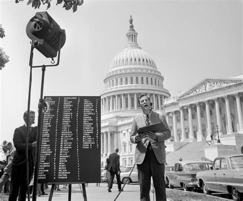 CBS News veteran Roger Mudd, who derailed a Kennedy with one question ...