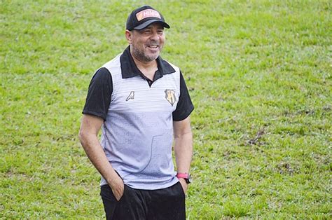 Tapajós anuncia Arthur Oliveira como novo Técnico Rolando a Bola