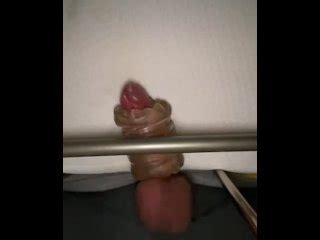 床下肉光捶打和精液 Pornhub Gay