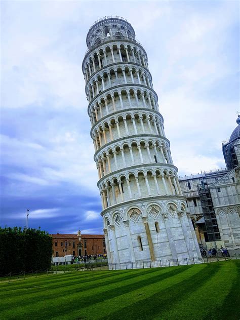 galleria ballerini pisa tower