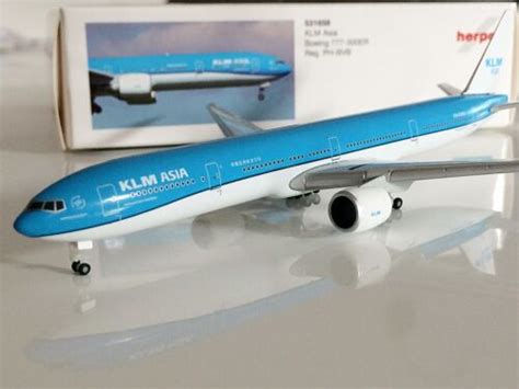 Herpa Wings 1 500 KLM Royal Dutch Asia Boeing 777 300ER PH BVB