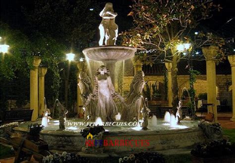 Fontaine En Pierre Reconstitu E Femmes Roses F Ffbarbecues