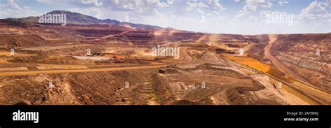 Iron Ore Mine Pilbara Western Australia Stock Photo Alamy